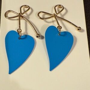 By Taylor Shaye!
Blue Hearts and Gold Bows Earrings